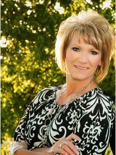 Angela Kasner of CENTURY 21 Sue Ann Denton, Inc. photo