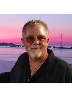 Bob Dean of CENTURY 21 Beggins Enterprises photo