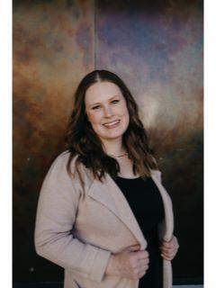 Cara Shanks of CENTURY 21 Signature Real Estate photo