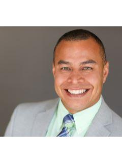 Santiago Salcido of CENTURY 21 Select Real Estate, Inc. photo