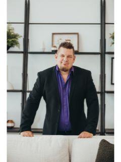 Chris Bell of CENTURY 21 Western Realty photo