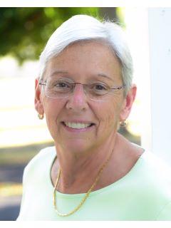 Maureen O'Rourke of CENTURY 21 Crest Real Estate, Inc. photo