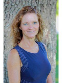 Betty Salas of CENTURY 21 Alton Clark photo