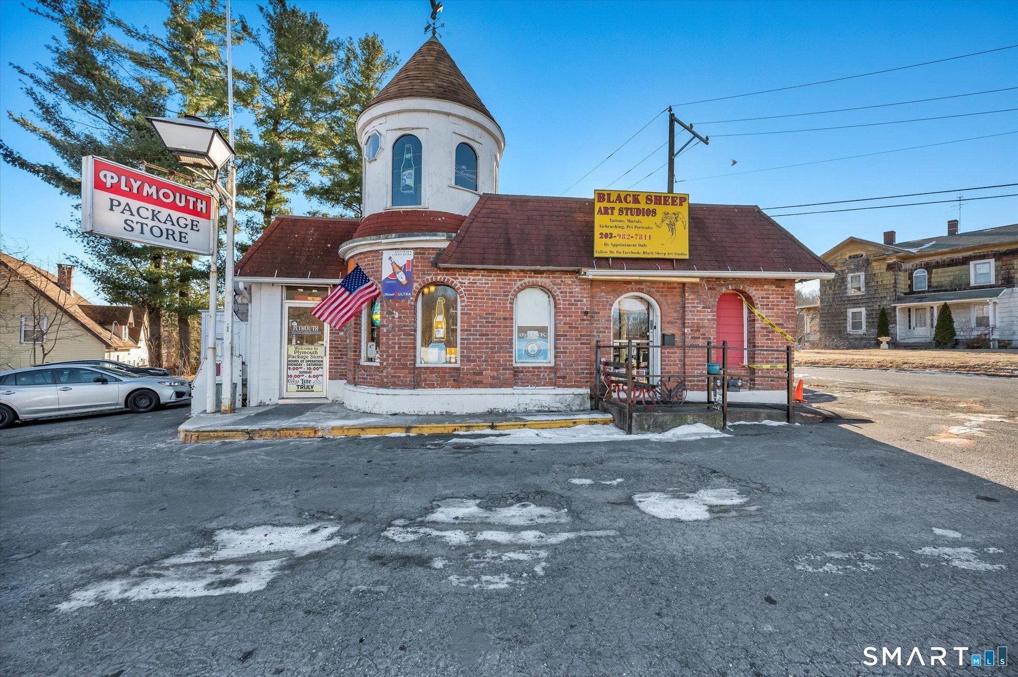Property Image for 569 Main St