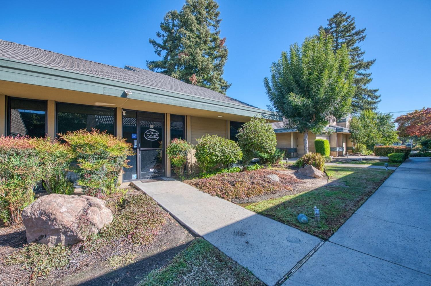 Property Image for 2743 E Shaw Avenue