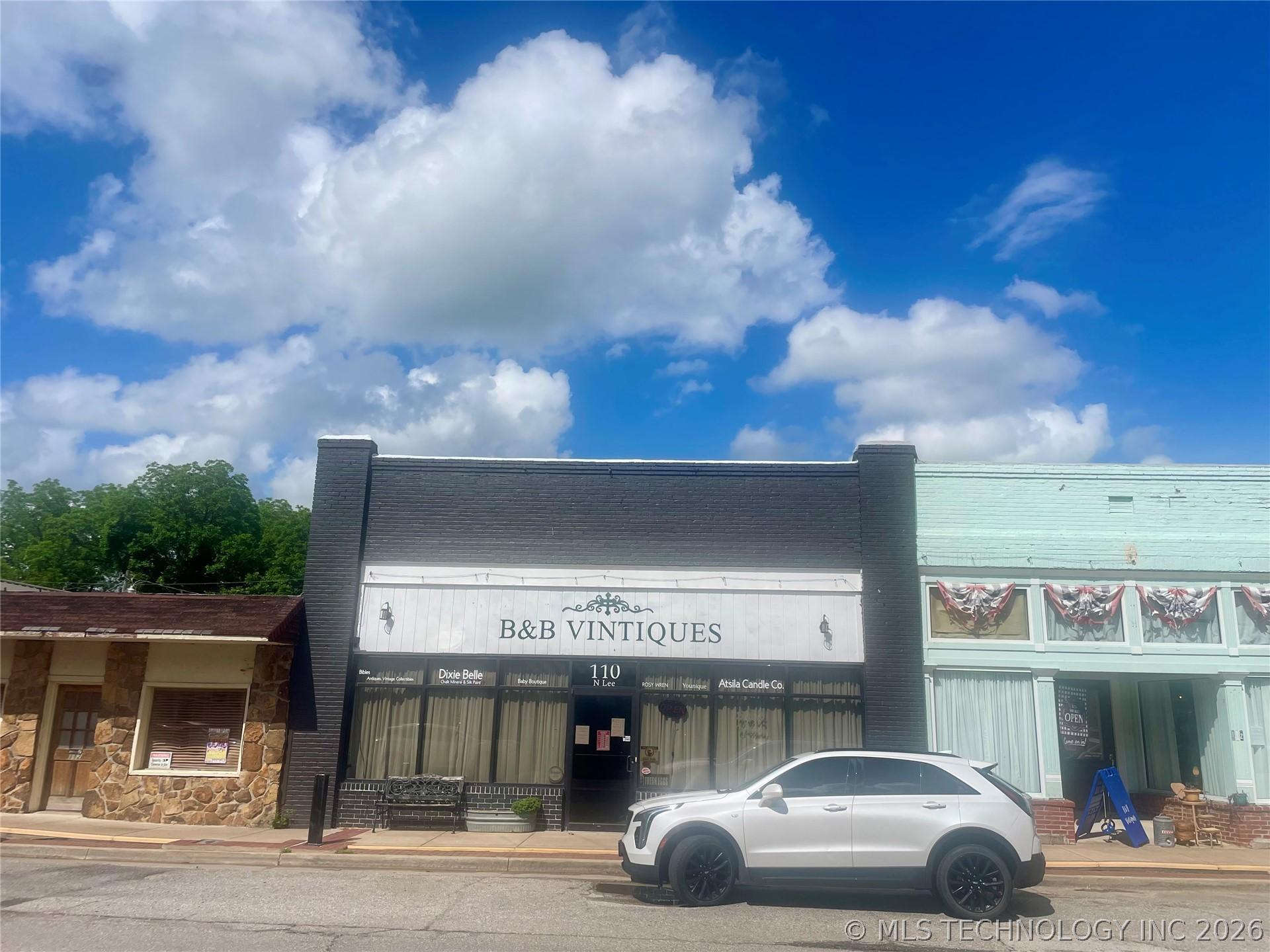 Property Image for 110 N Lee Street