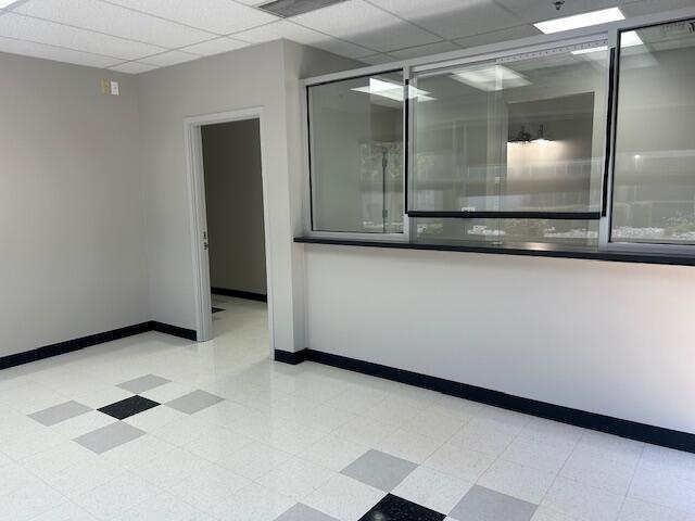 Property Image for 6001 Truxtun Avenue