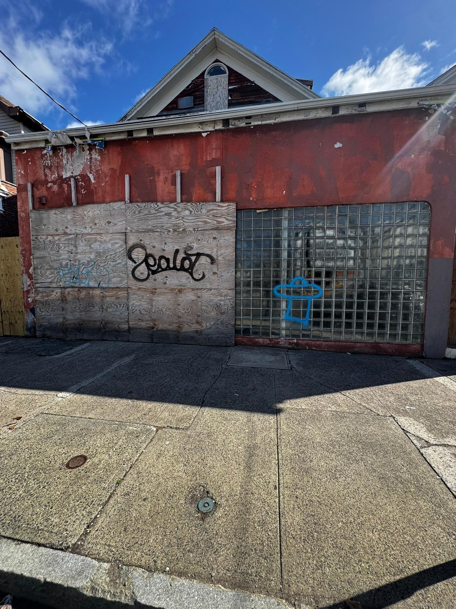 Property Image for 265 Dixwell Avenue