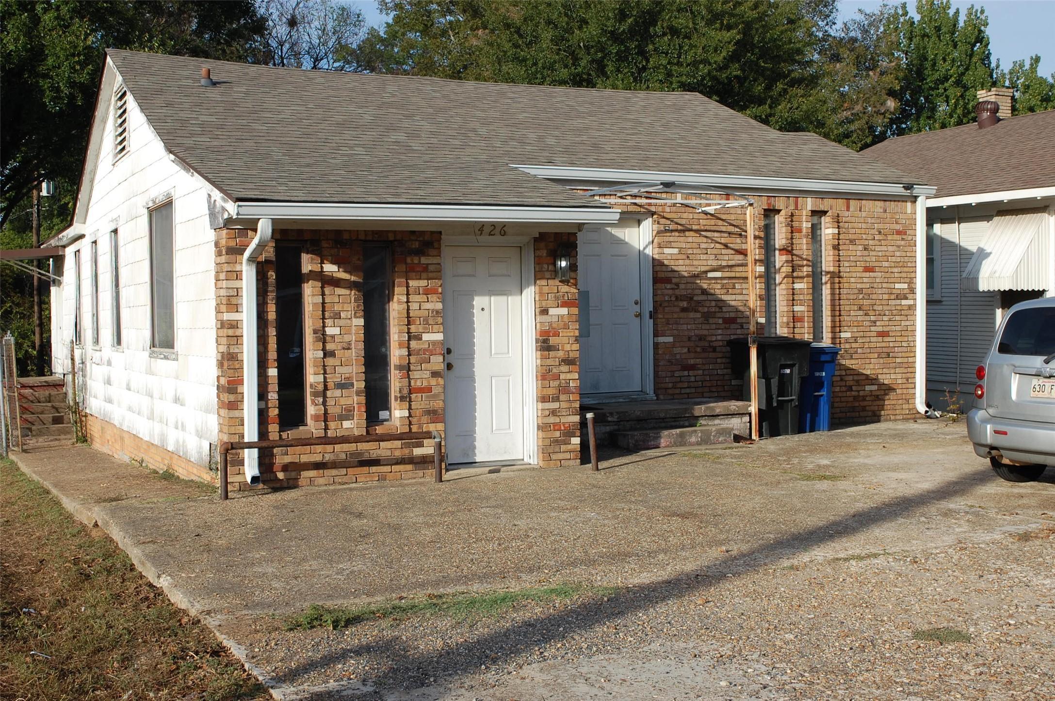 Property Image for 426 Kings Highway