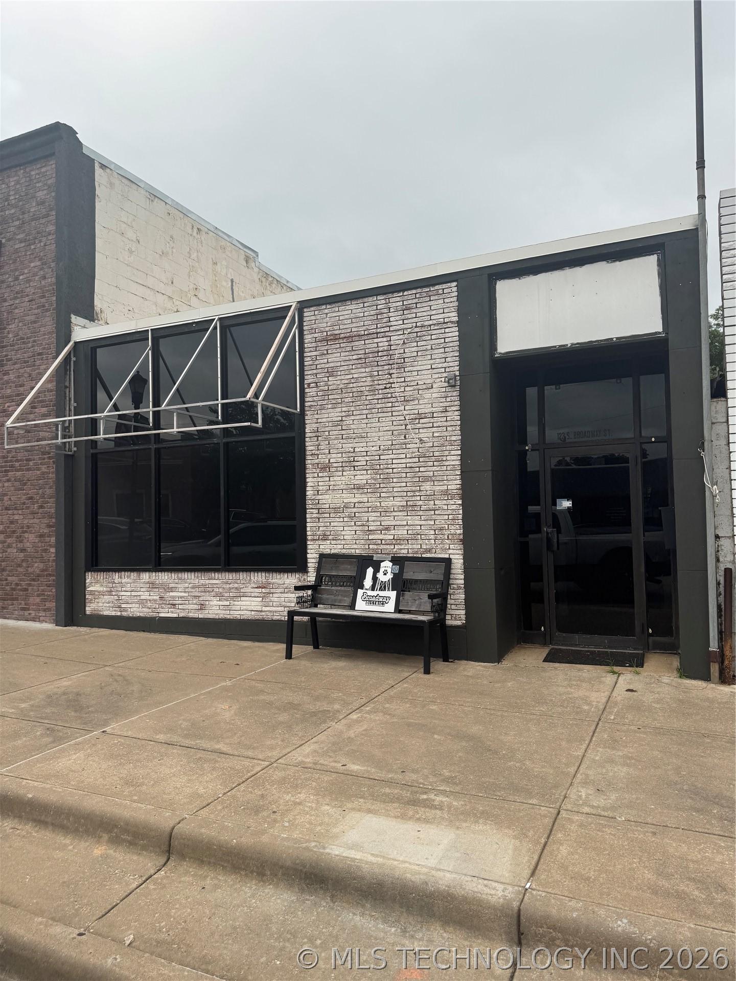 Property Image for 123 S Broadway Street
