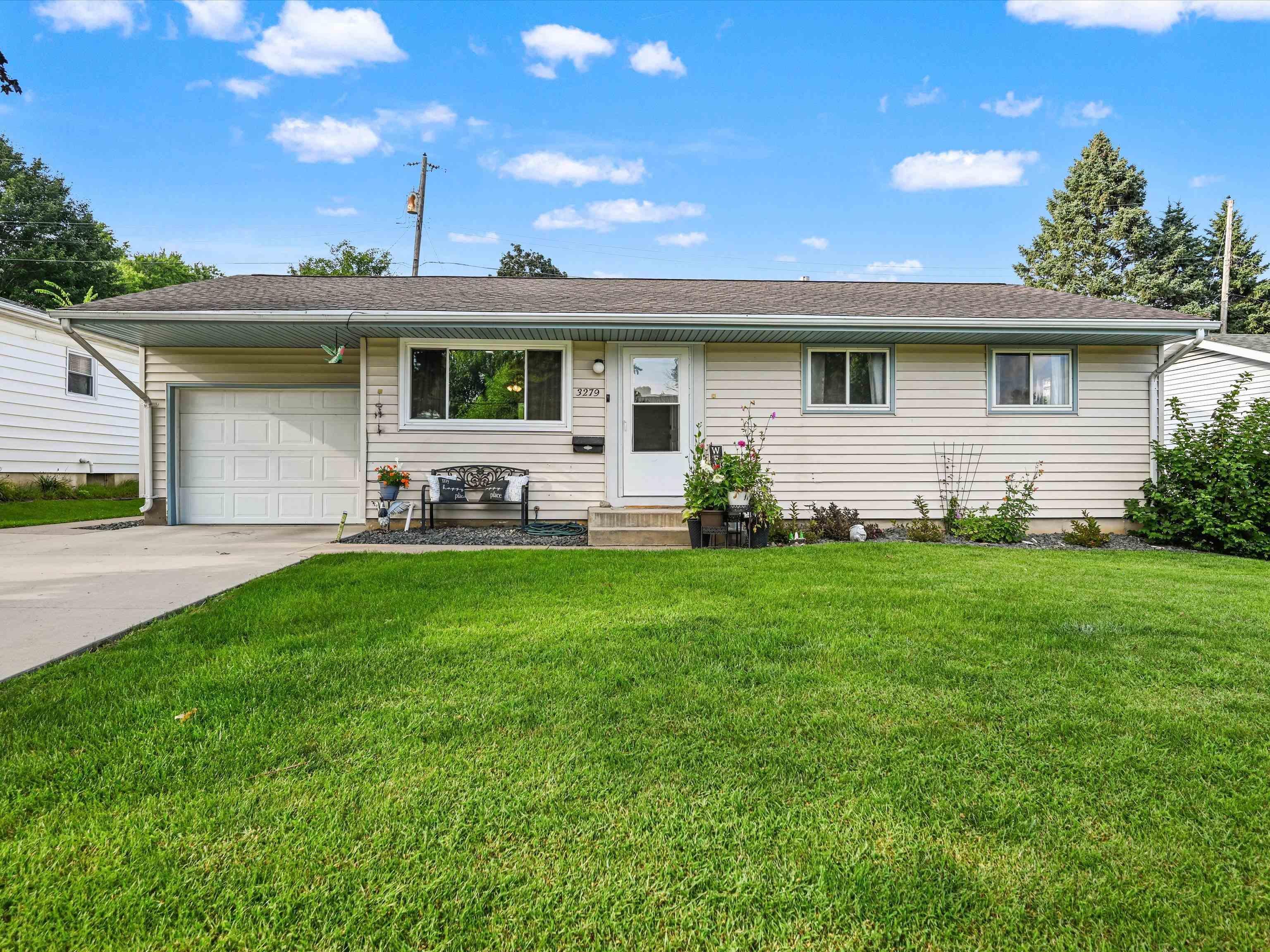 Property Image for 3279 Kaufmann Avenue