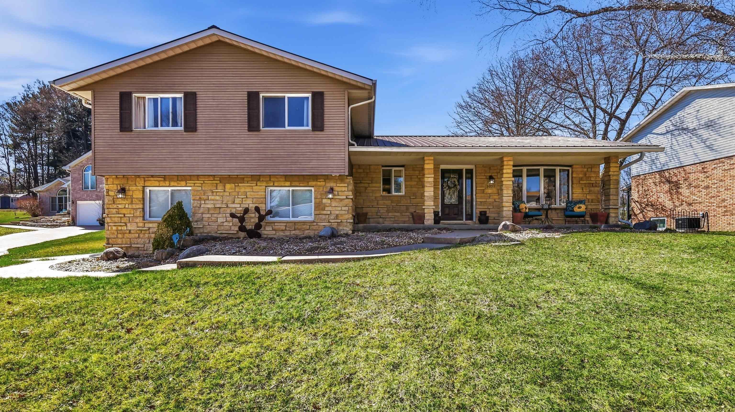 Property Image for 3035 Olde Country Lane