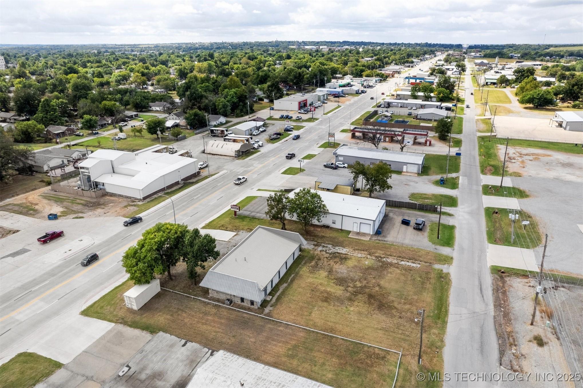 Property Image for 1236 E Main Street