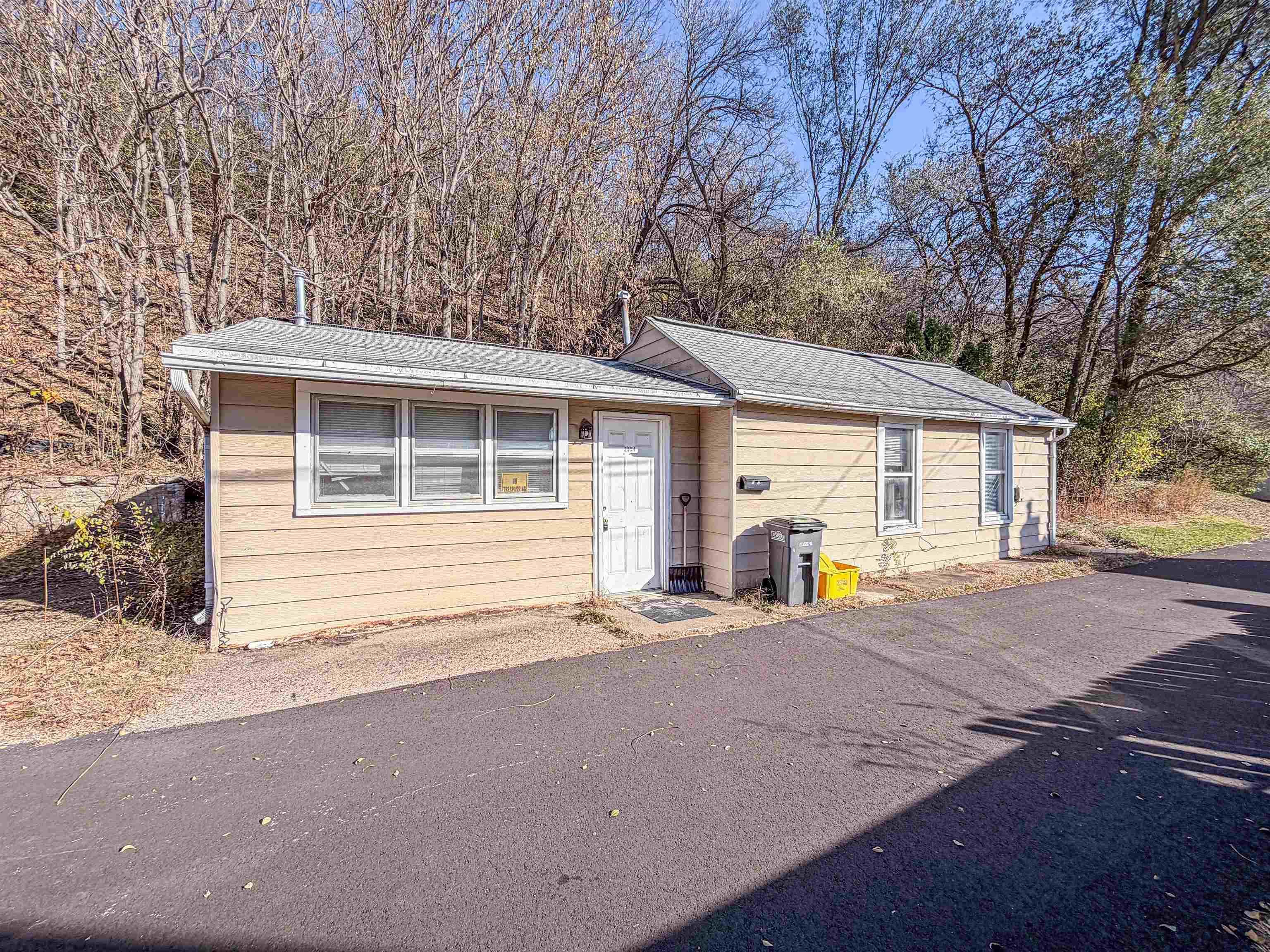 Property Image for 2554 Pinard Street