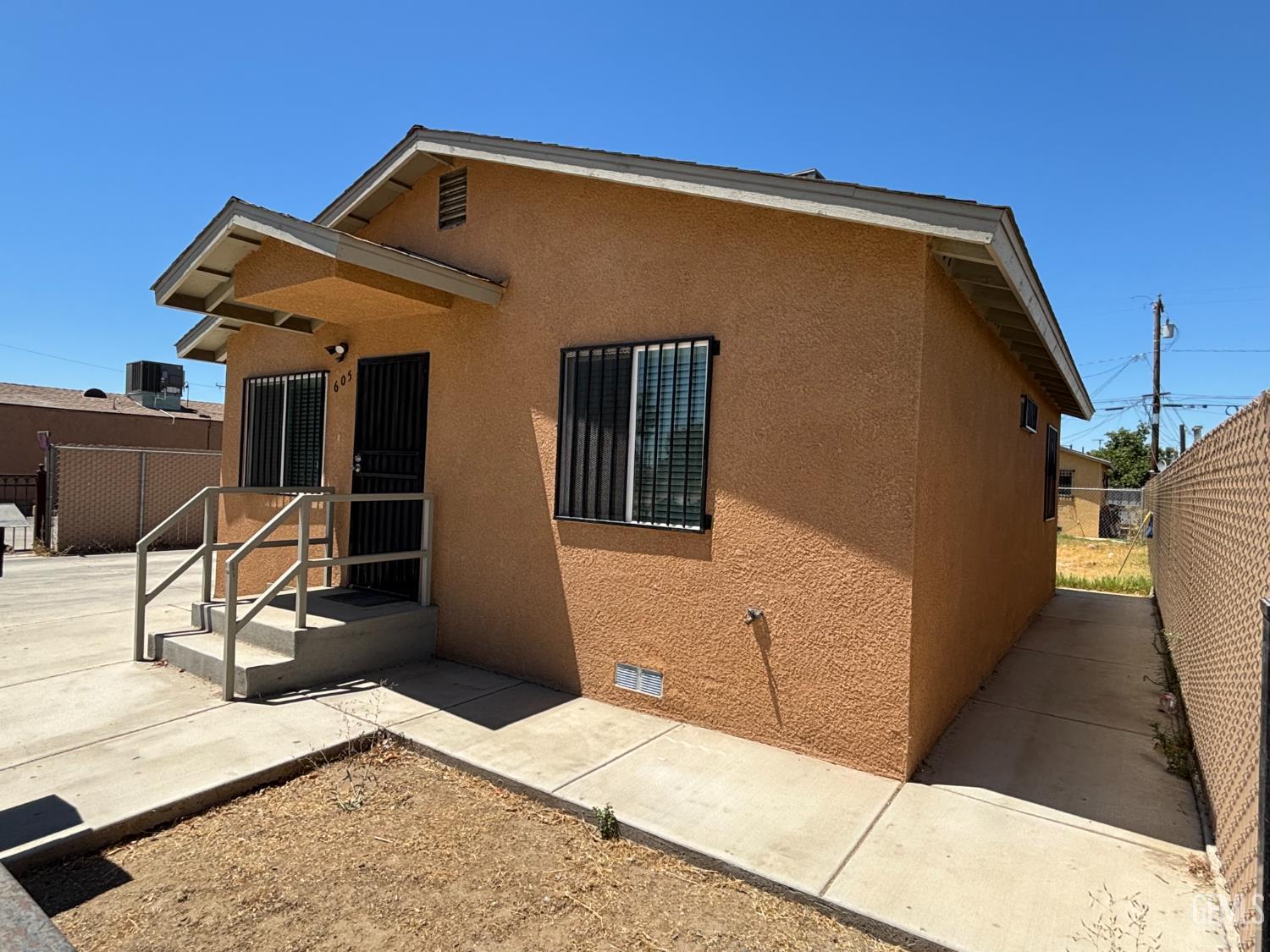 Property Image for 605 Ellington Street