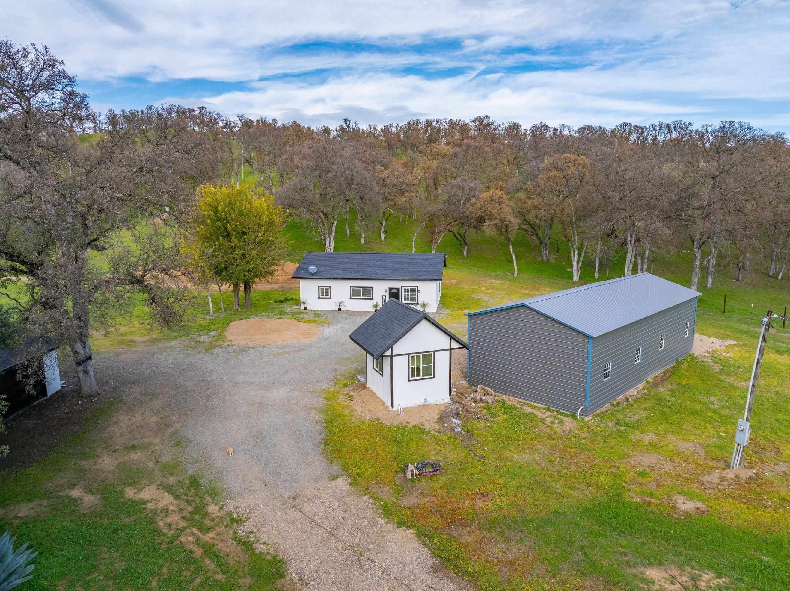 Property Image for 18670 Farris Street