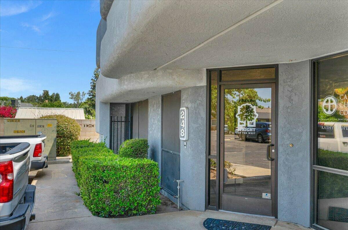 Property Image for 248 W Caldwell Avenue