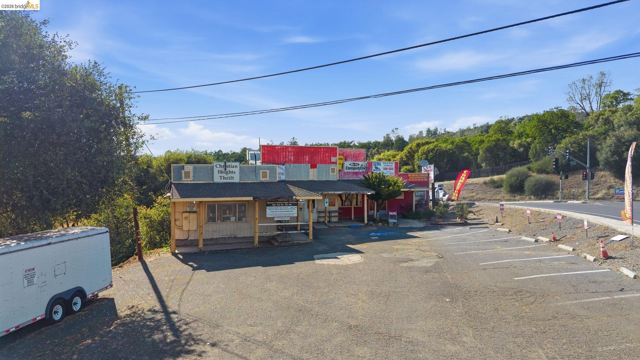Property Image for 13613 Tuolumne Rd