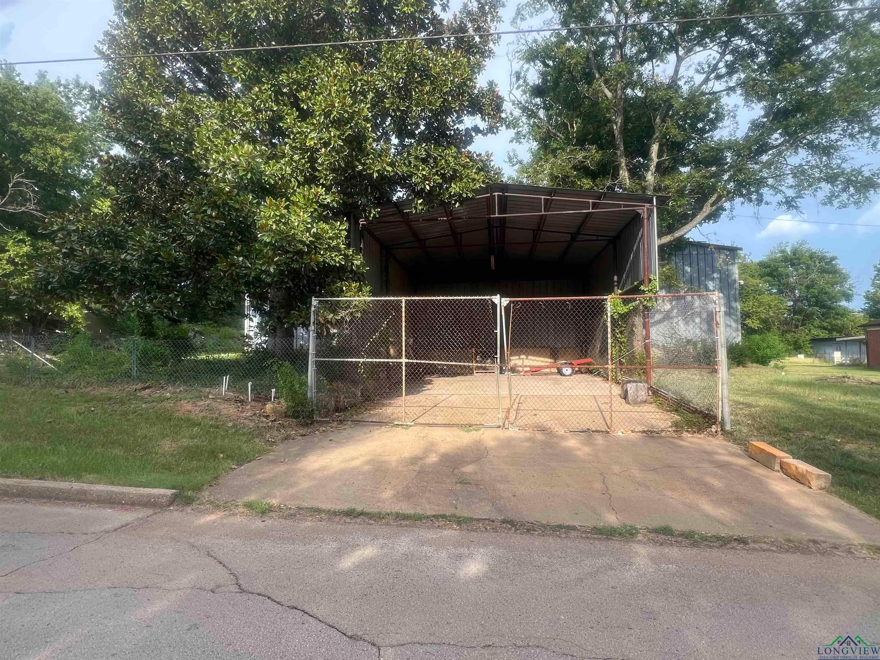 Property Image for 1910 N Franklin