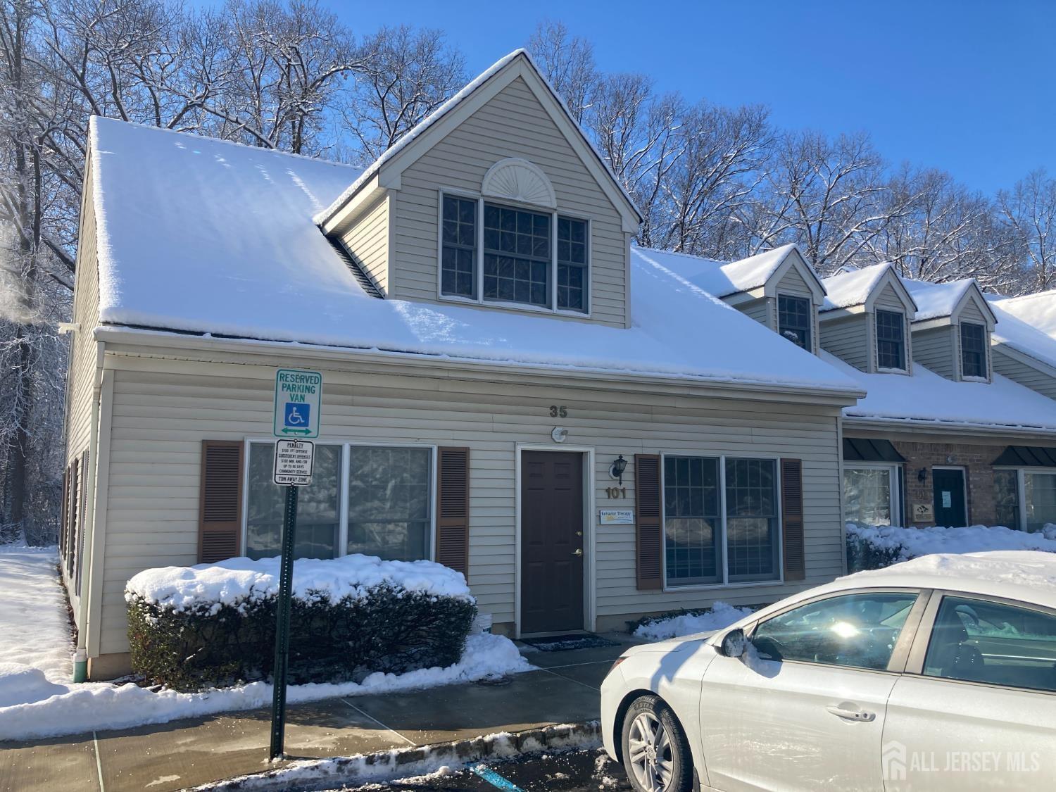 Property Image for -35 Clyde Road #101