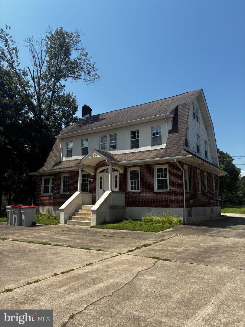 Property Image for 2520 N West Blvd