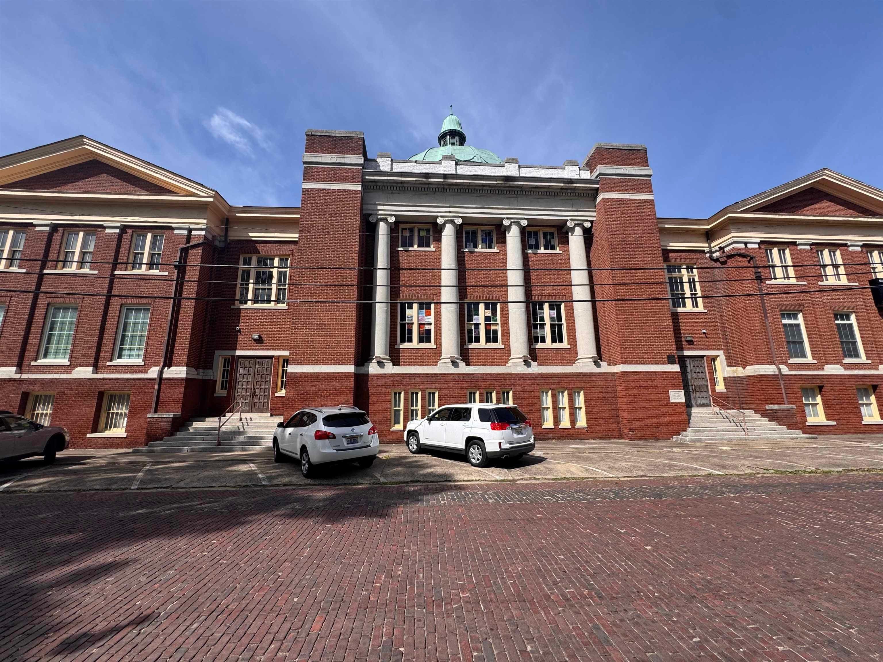 Property Image for 901 Jefferson Avenue
