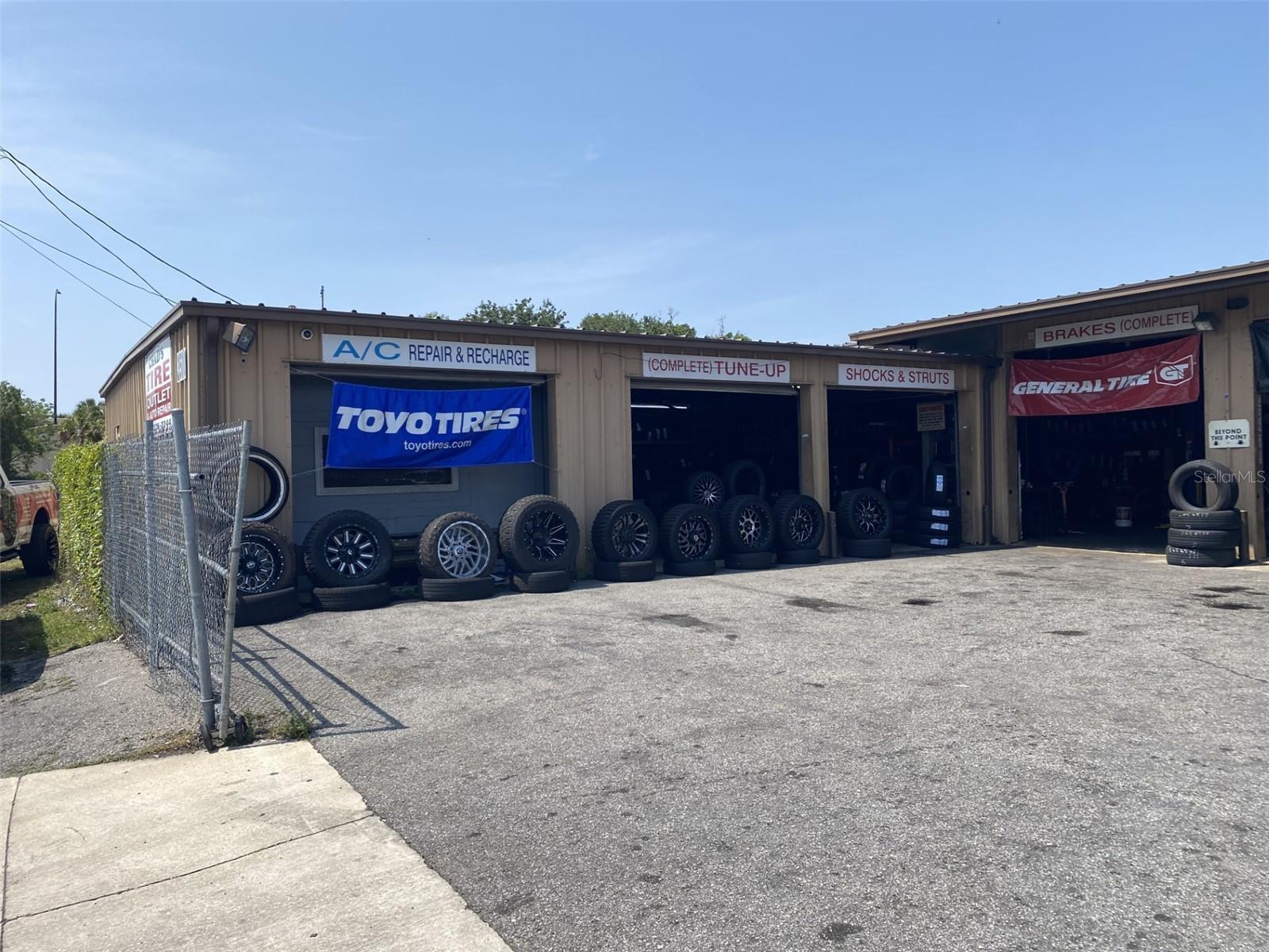 Property Image for 3500 Old Winter Garden Road