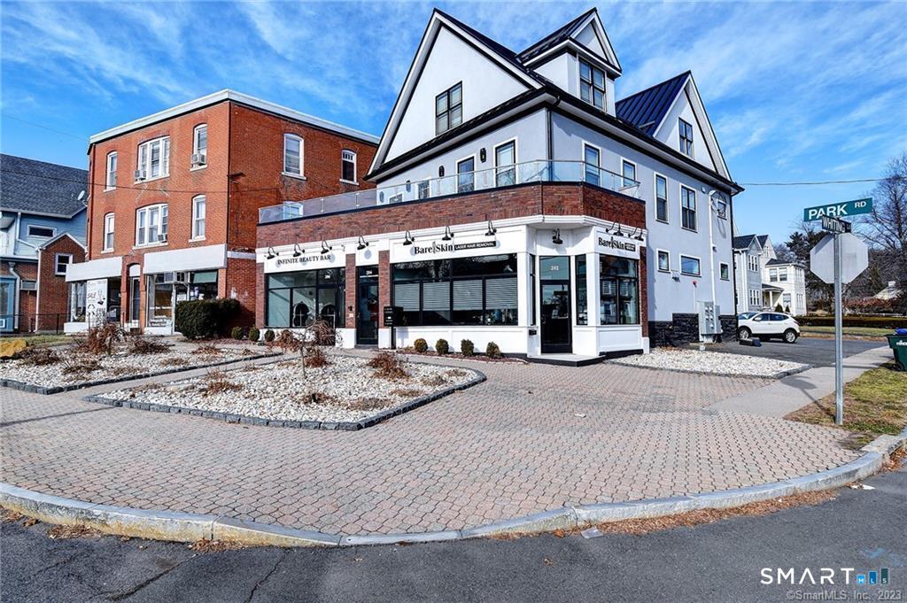 Property Image for 202 Park Road