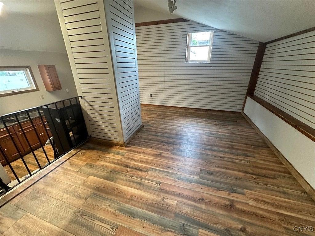 47 W Bridge Street, Oswego, NY 13126 - MLS# S1586871 | C21