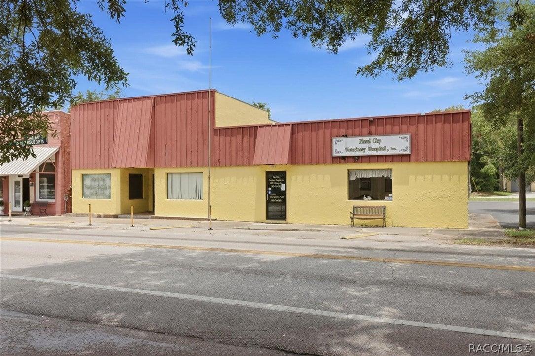 Property Image for 8307 E Orange Avenue