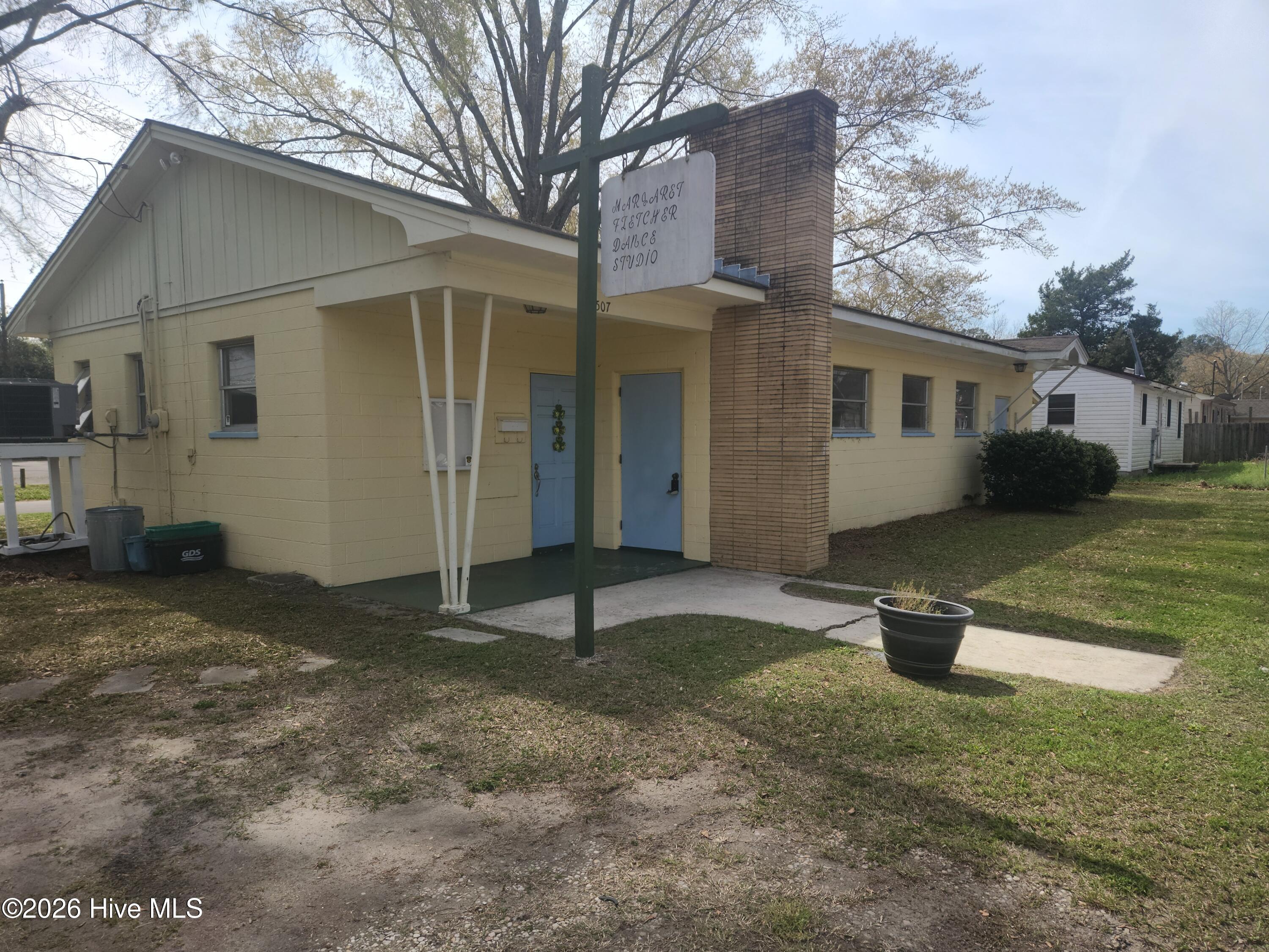 Property Image for 507 Contentnea Avenue