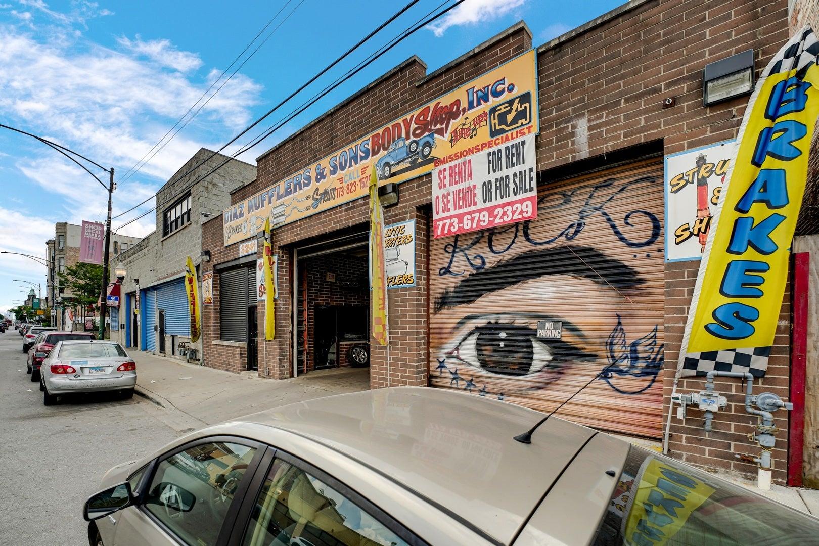 Property Image for 3241 W Cermak Road