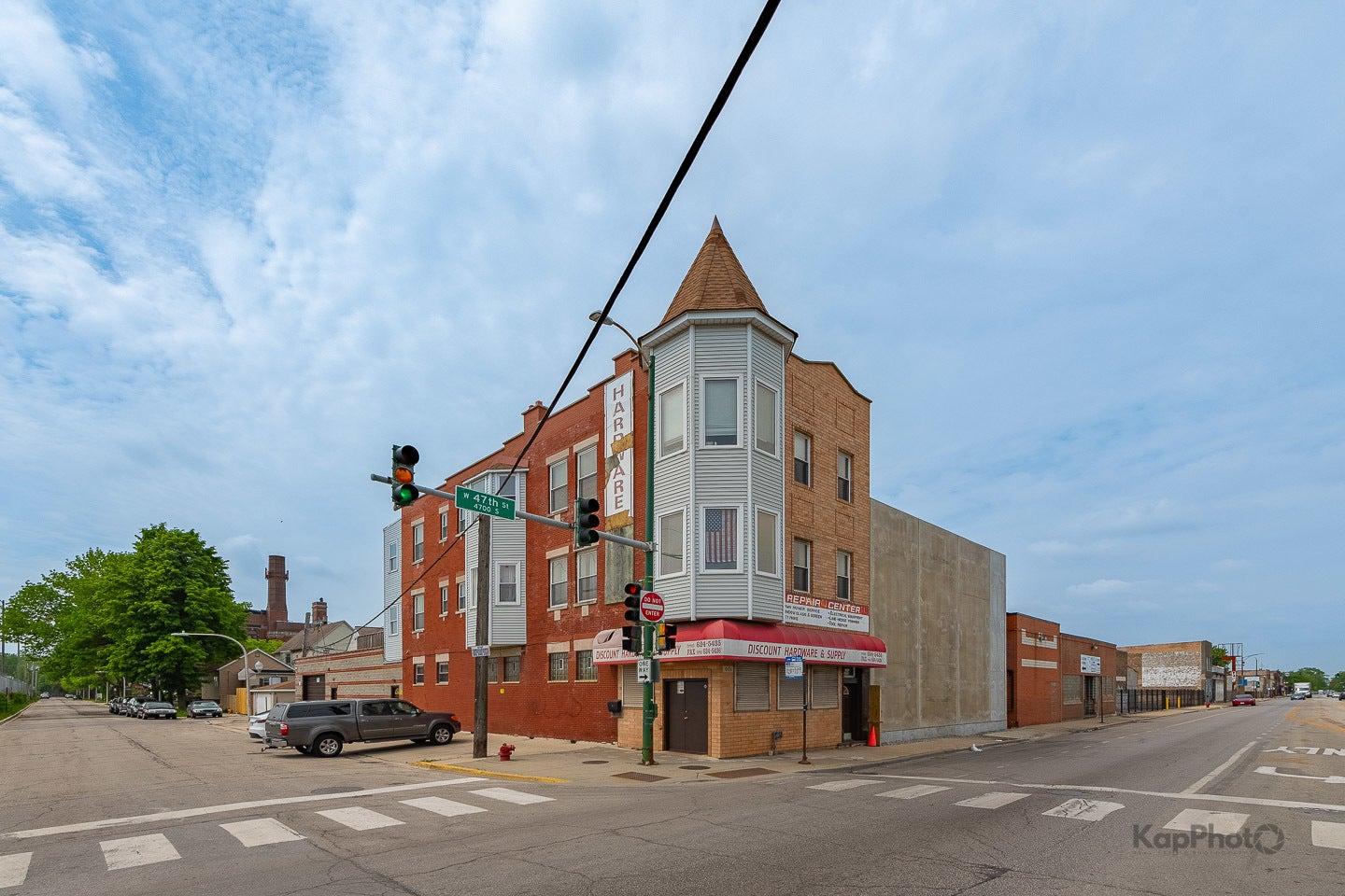 Property Image for 601 W 47th Street