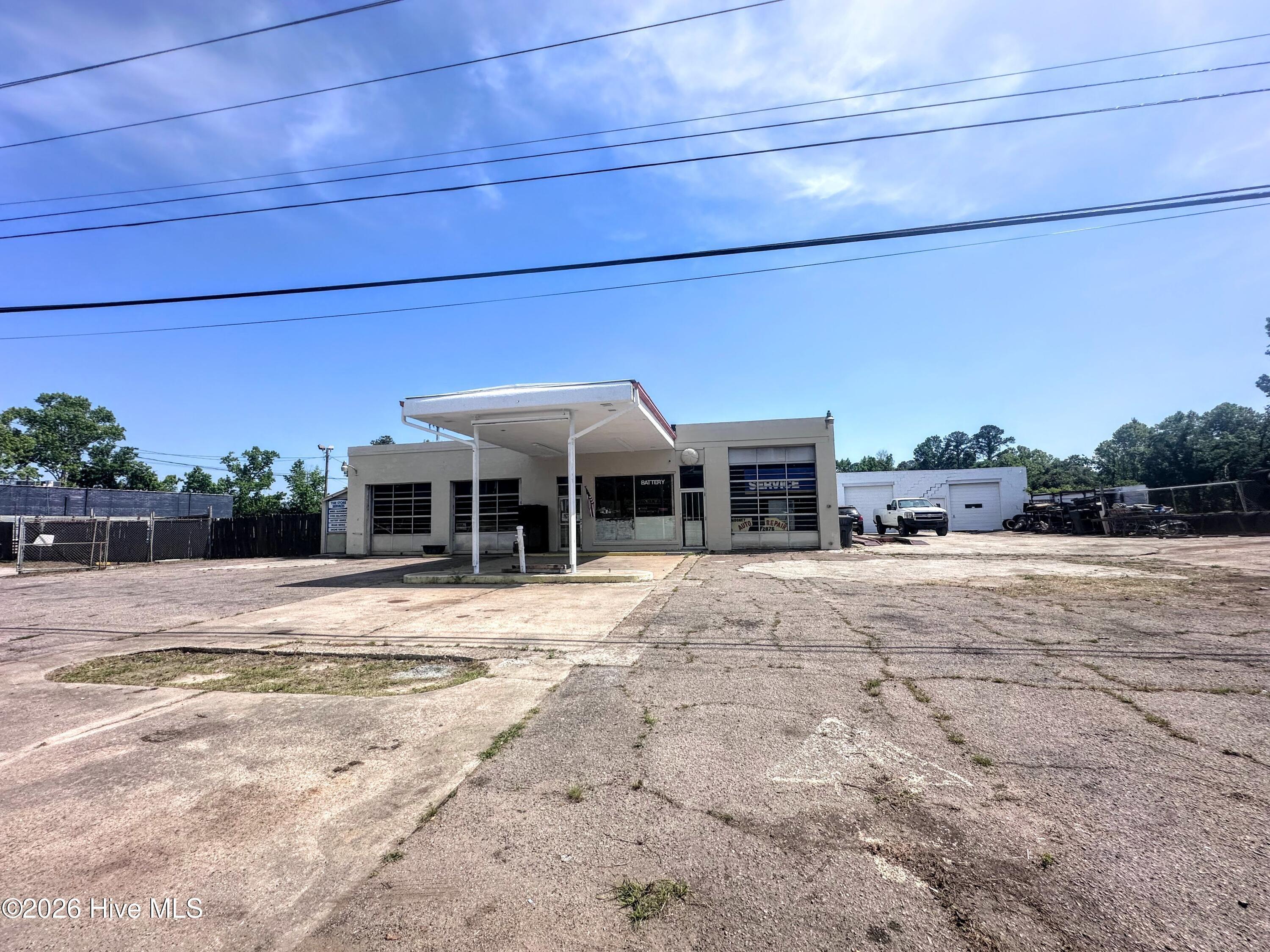 Property Image for 2876 Deans Bridge Road