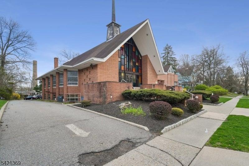 Property Image for 153 Park St