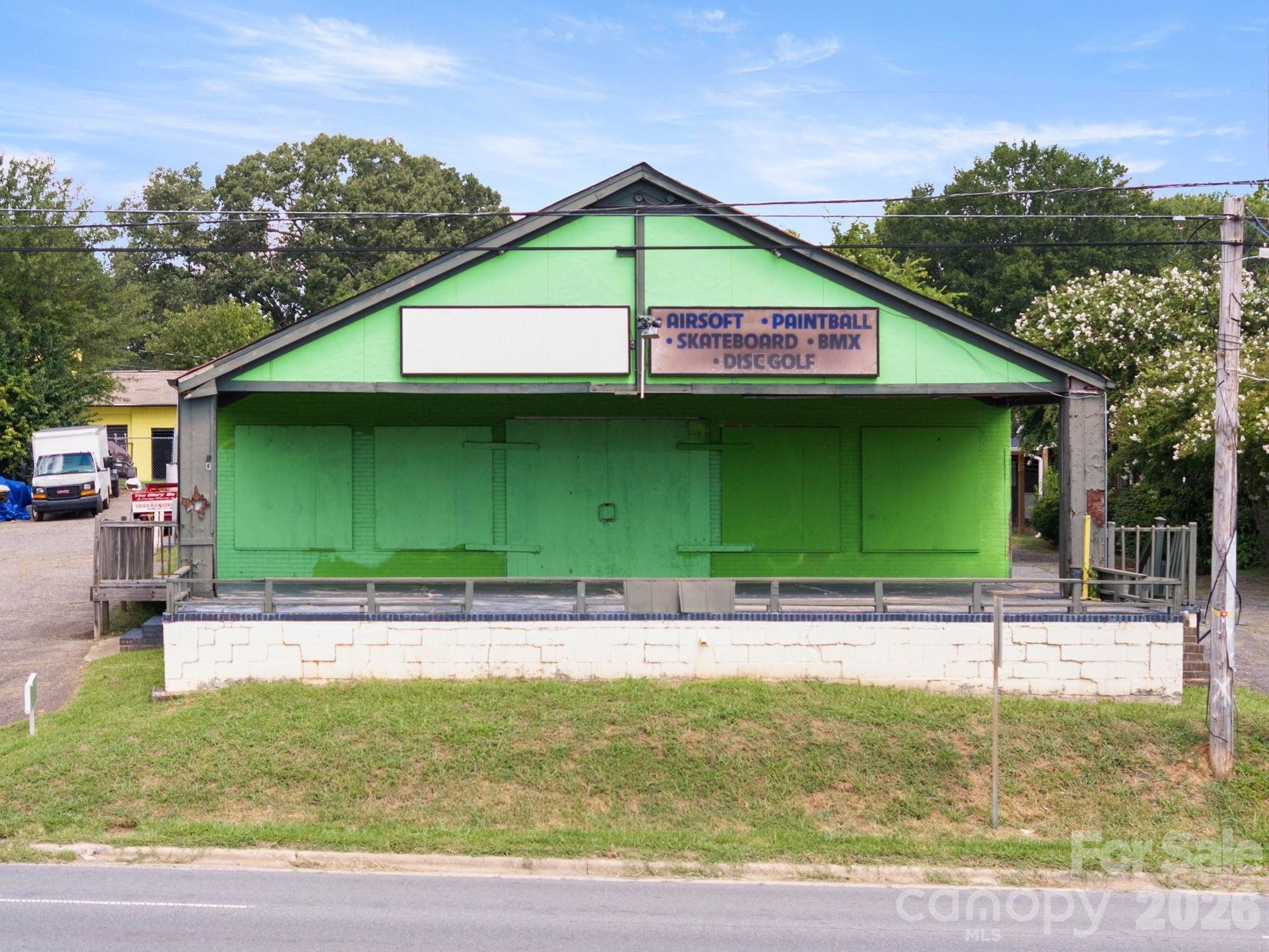 Property Image for 2150 E Franklin Boulevard
