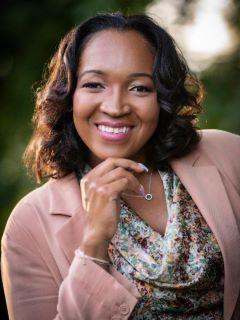 Donielle Haughton of CENTURY 21 Gold Key Realty photo
