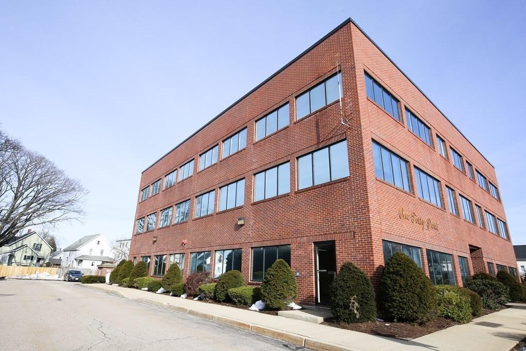 Property Image for 140 Park St , 4