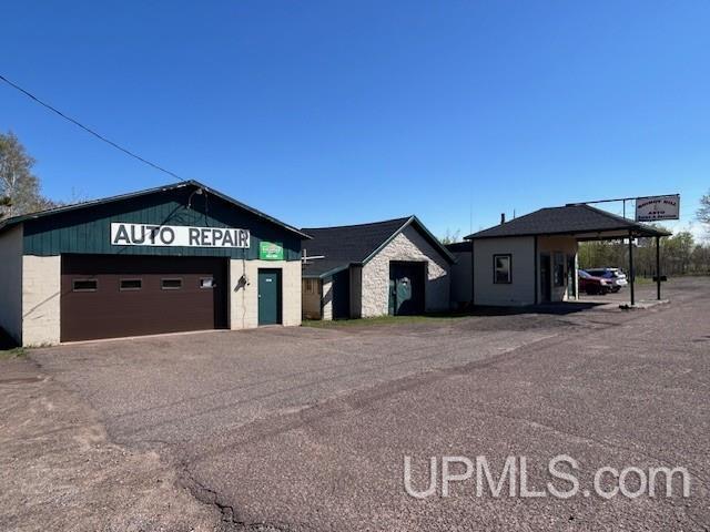 Property Image for 50124 Us41