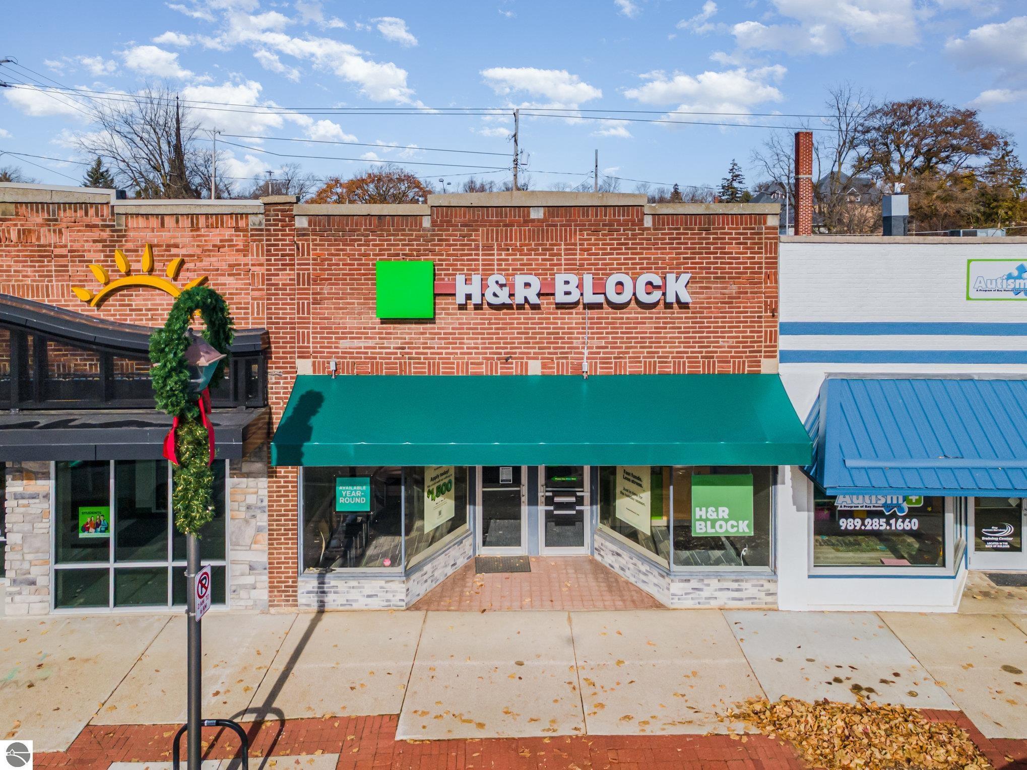 Property Image for 128 W Superior Street