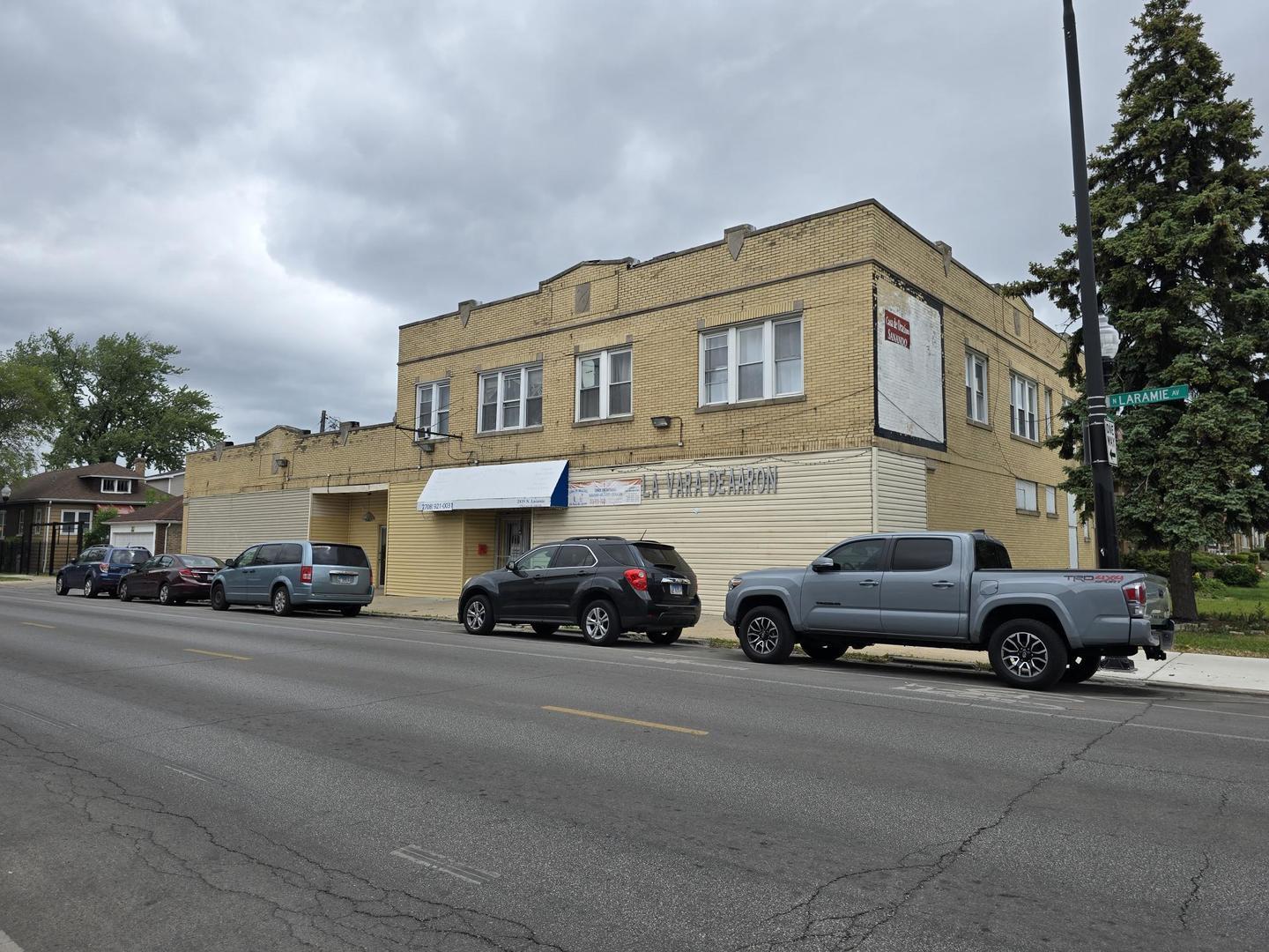 Property Image for 5154 W Wolfram Street