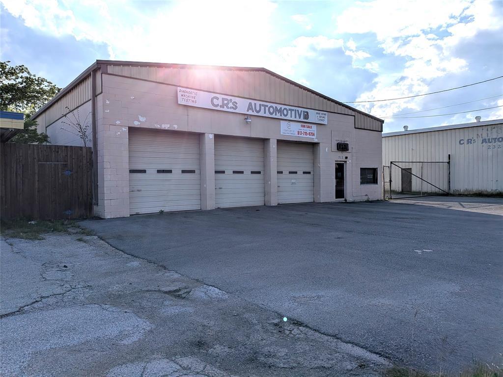 Property Image for 213 N Saginaw Boulevard