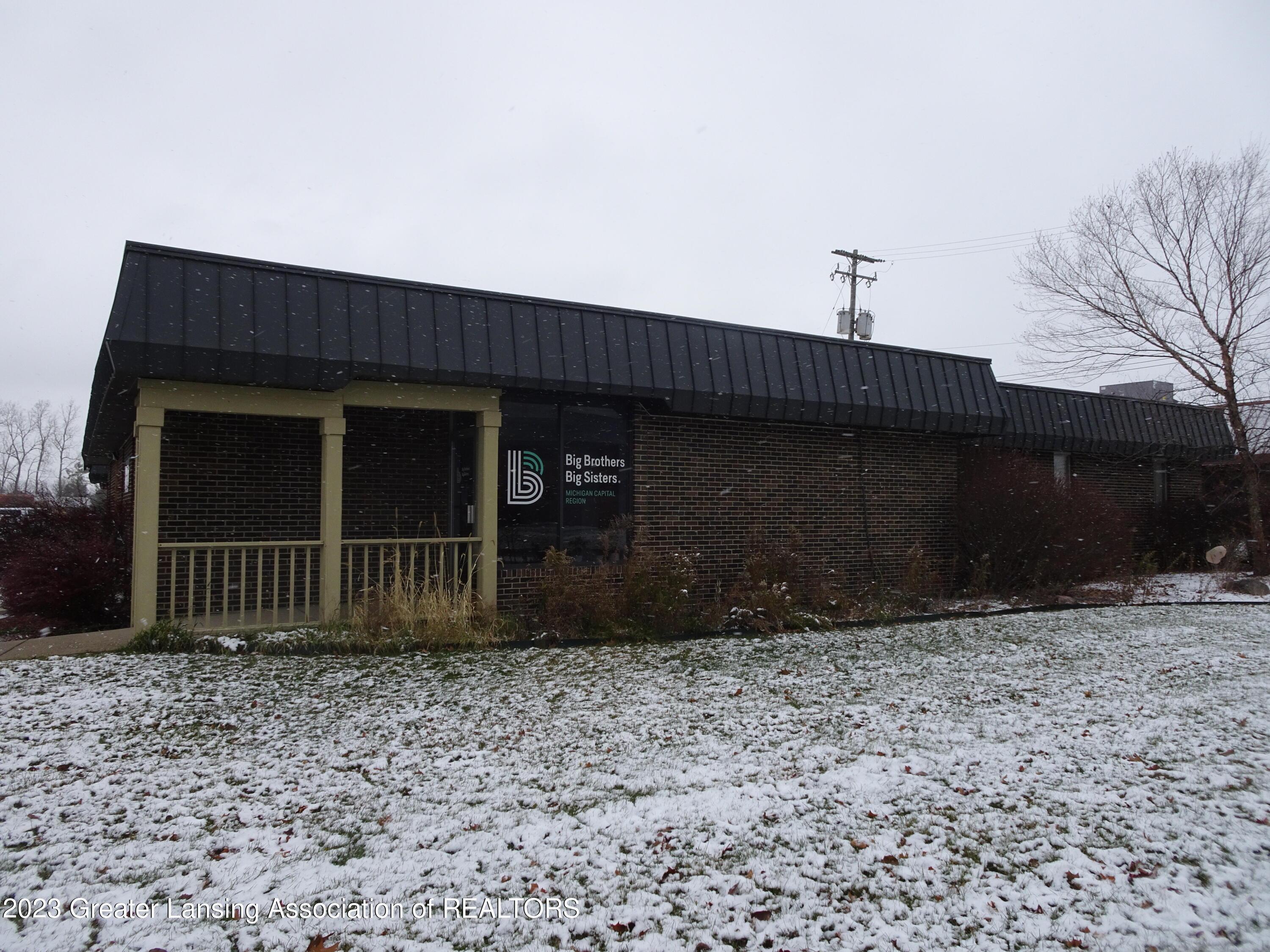 Property Image for 7200 W Saginaw Highway