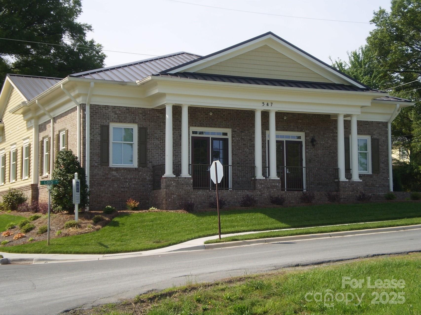 Property Image for 547 W Charles Street , 400