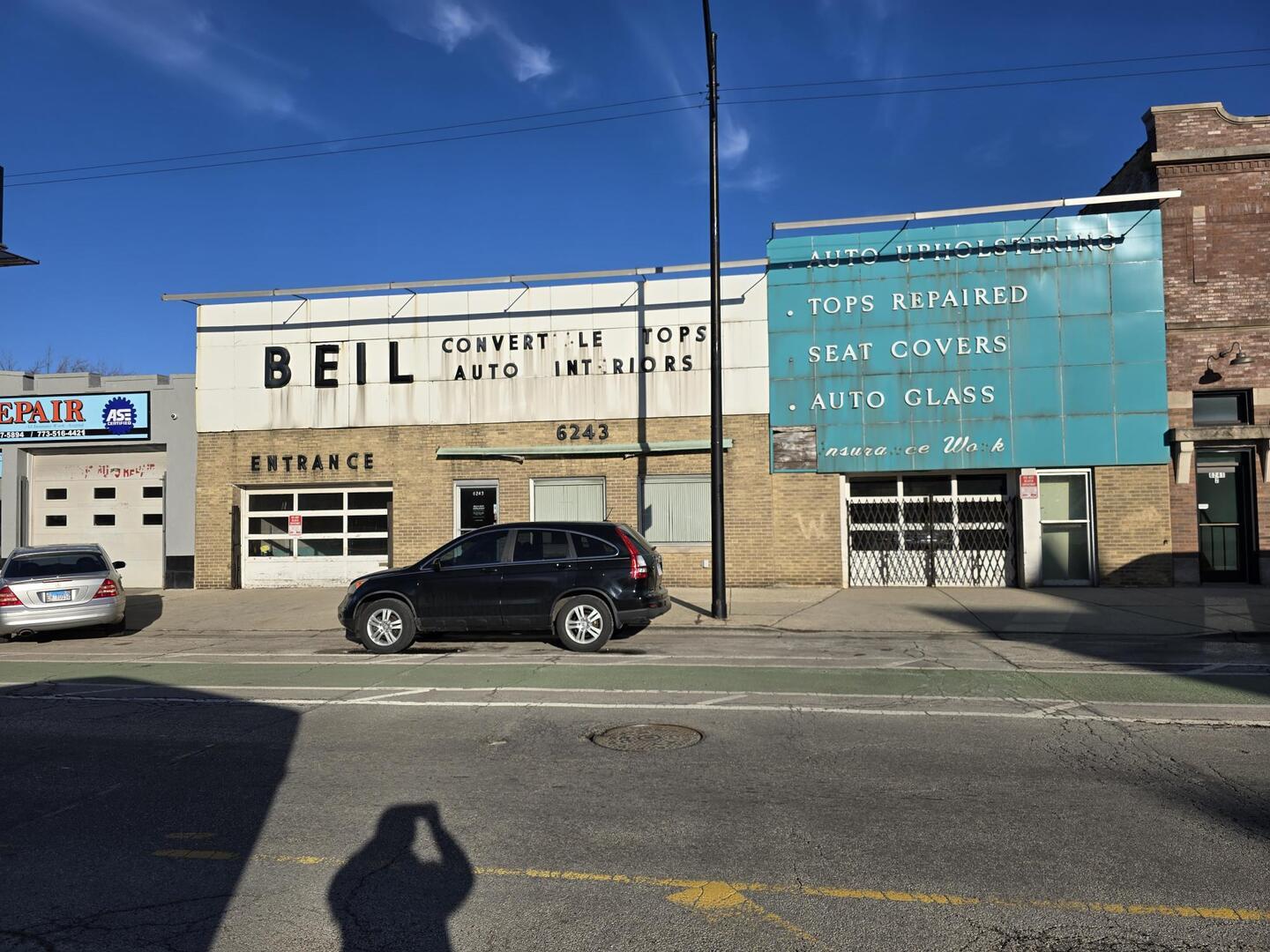 Property Image for 6247 N Clark Street