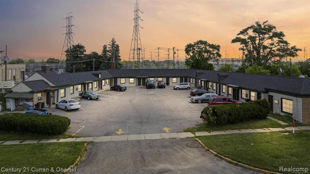 Property Image for 44784 Woodward Avenue