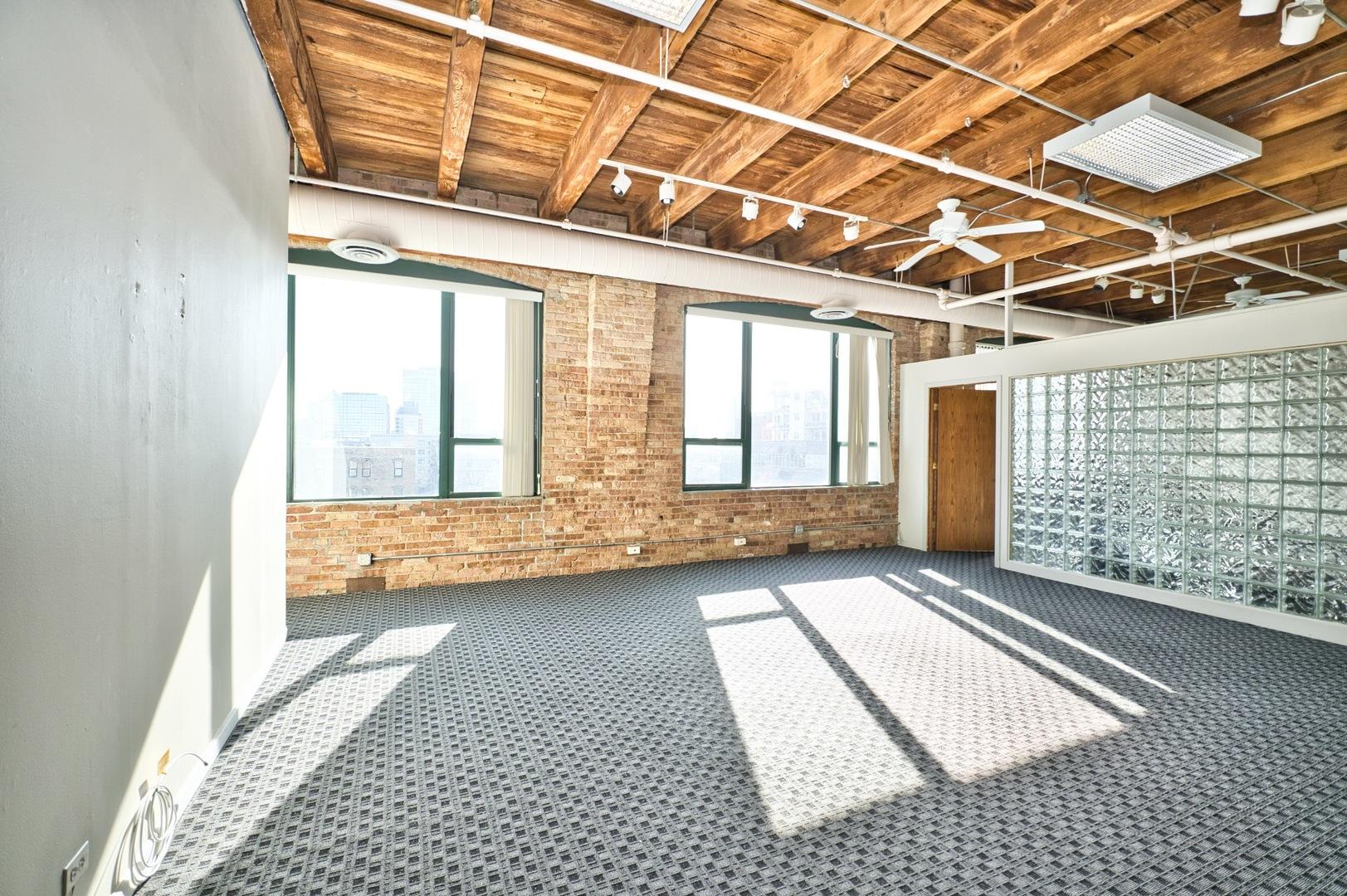 833 W Chicago Avenue, Chicago, IL 60642 - MLS# 12335265 | C21