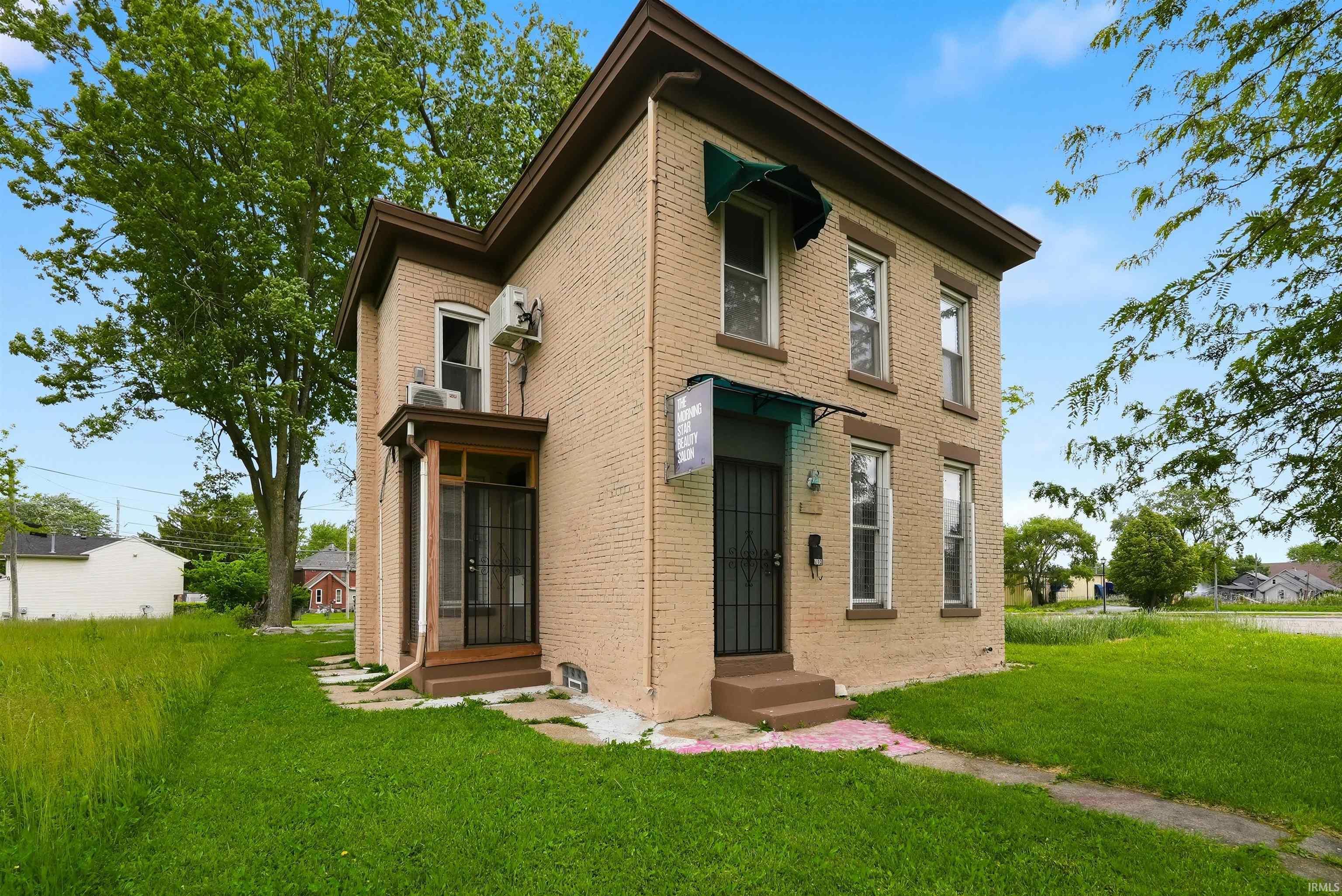 Property Image for 613 E Lewis Street