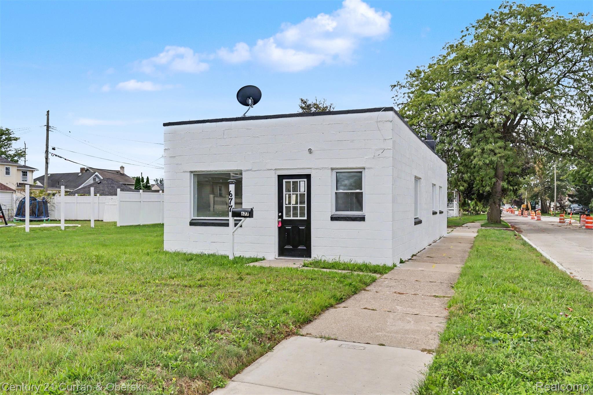 Property Image for 677 Goddard Street