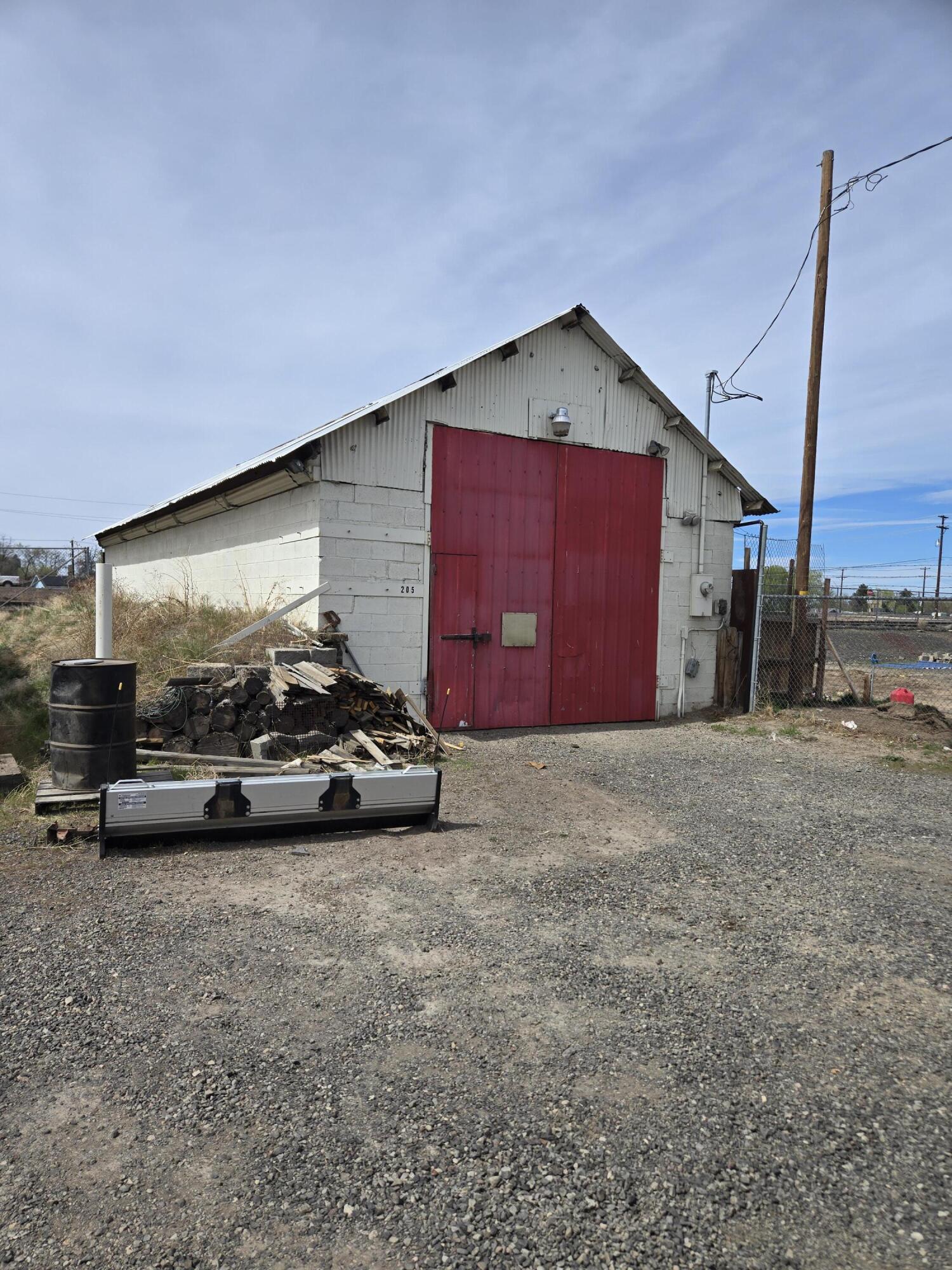 Property Image for 205 SE Railroad Boulevard